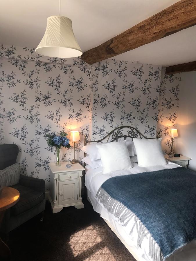 Eagle House Bed & Breakfast Eccleshall Екстериор снимка