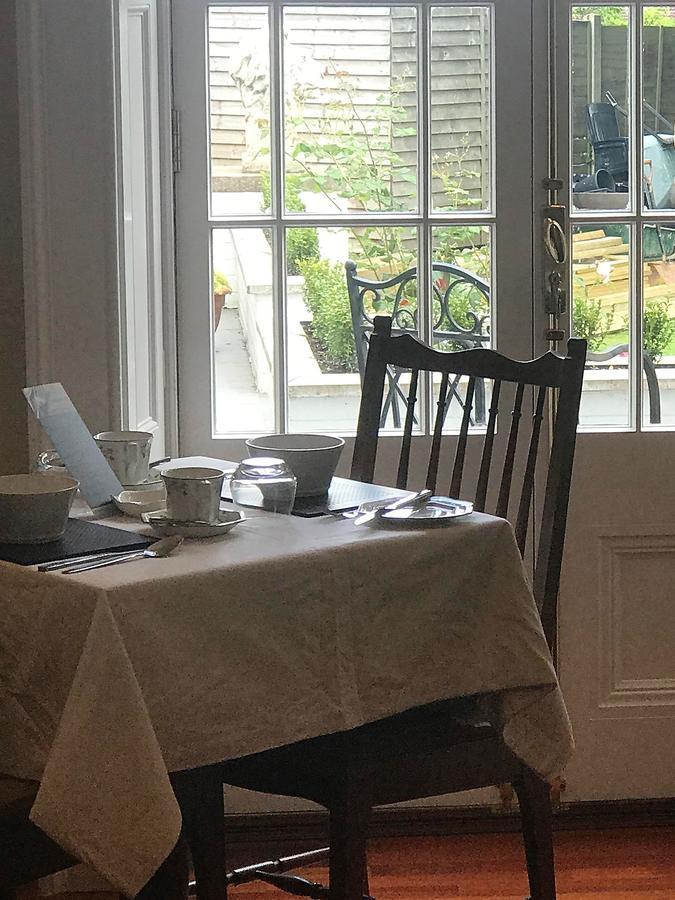 Eagle House Bed & Breakfast Eccleshall Екстериор снимка
