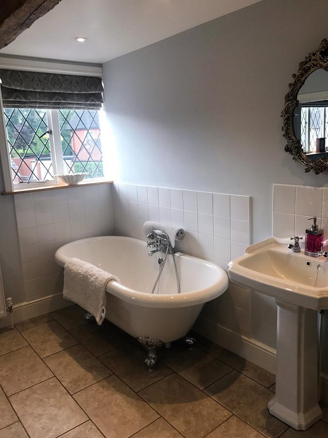 Eagle House Bed & Breakfast Eccleshall Екстериор снимка